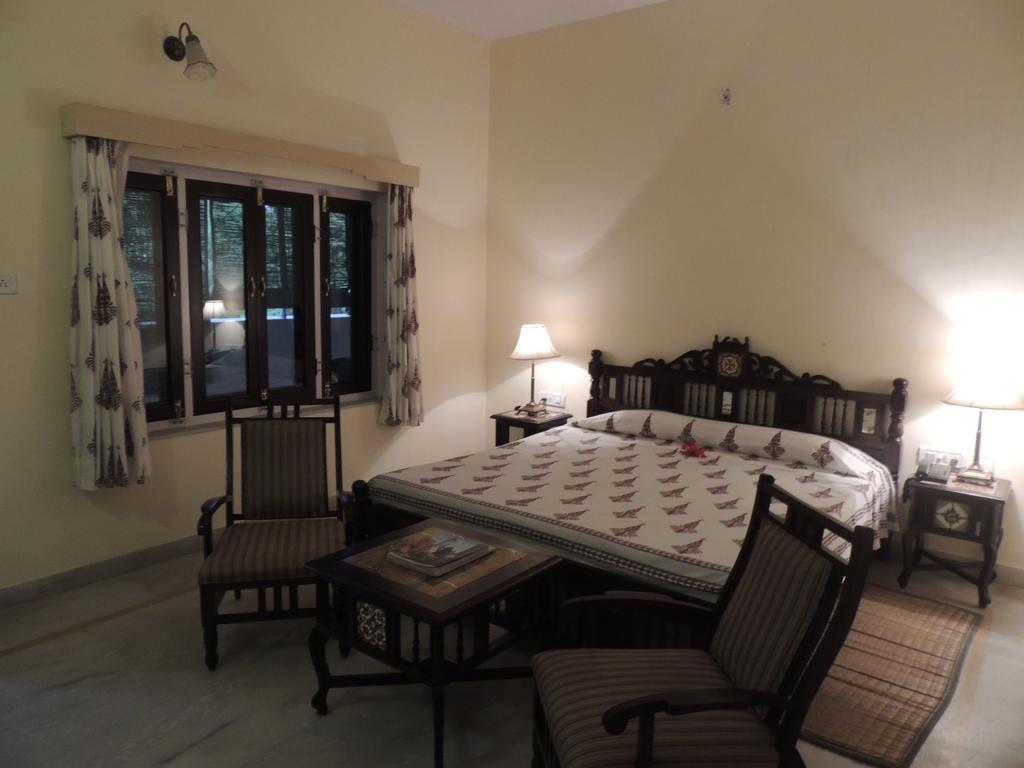 Hotel Santha Bagh à Kukas Chambre photo